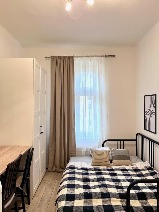 Quiet Apartment Close To Center Prag Exterior foto