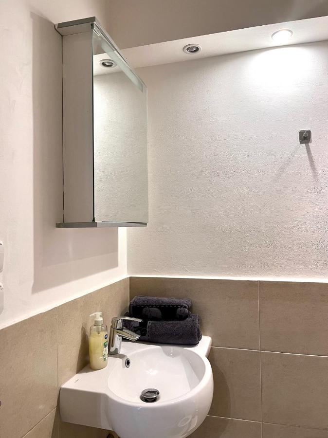 Quiet Apartment Close To Center Prag Exterior foto